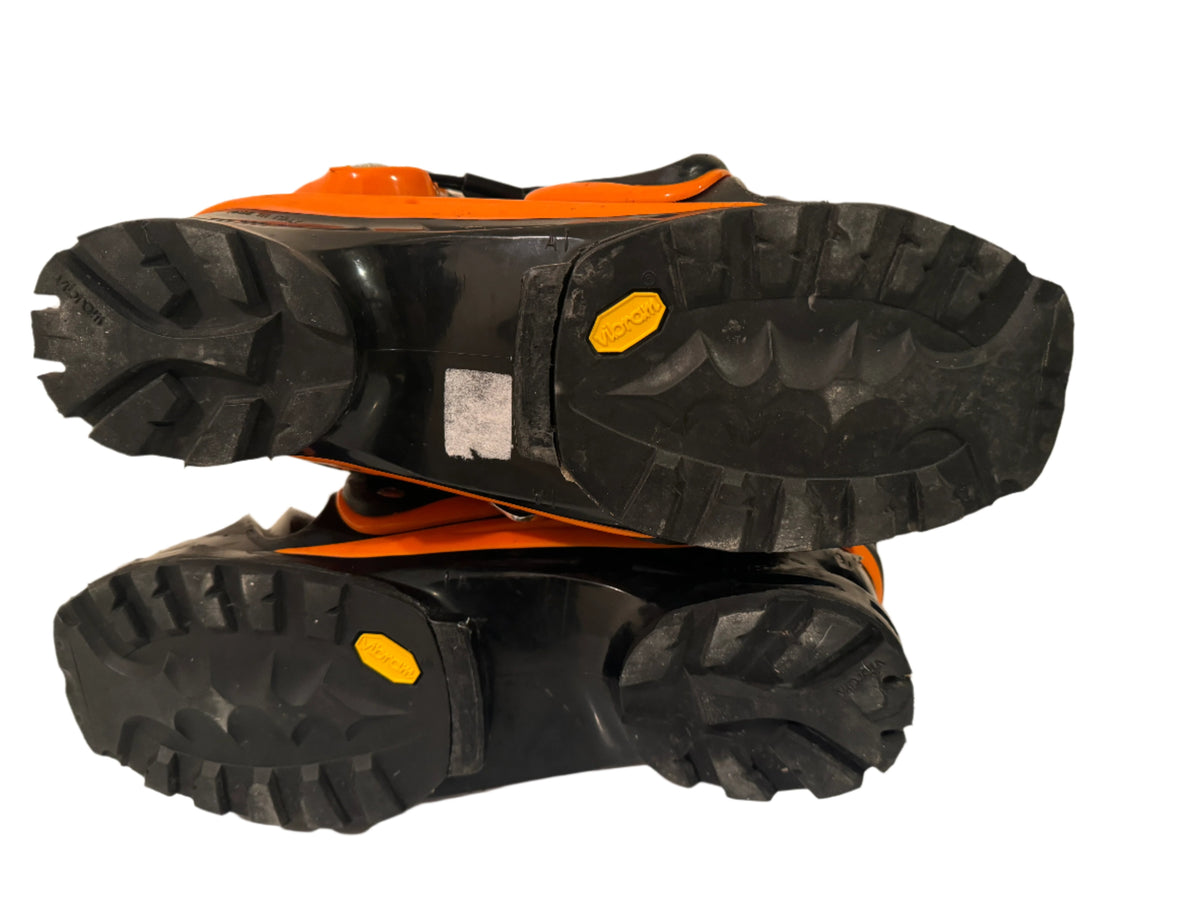 29.0 Scarpa Tx Pro Black & Orange (Used)