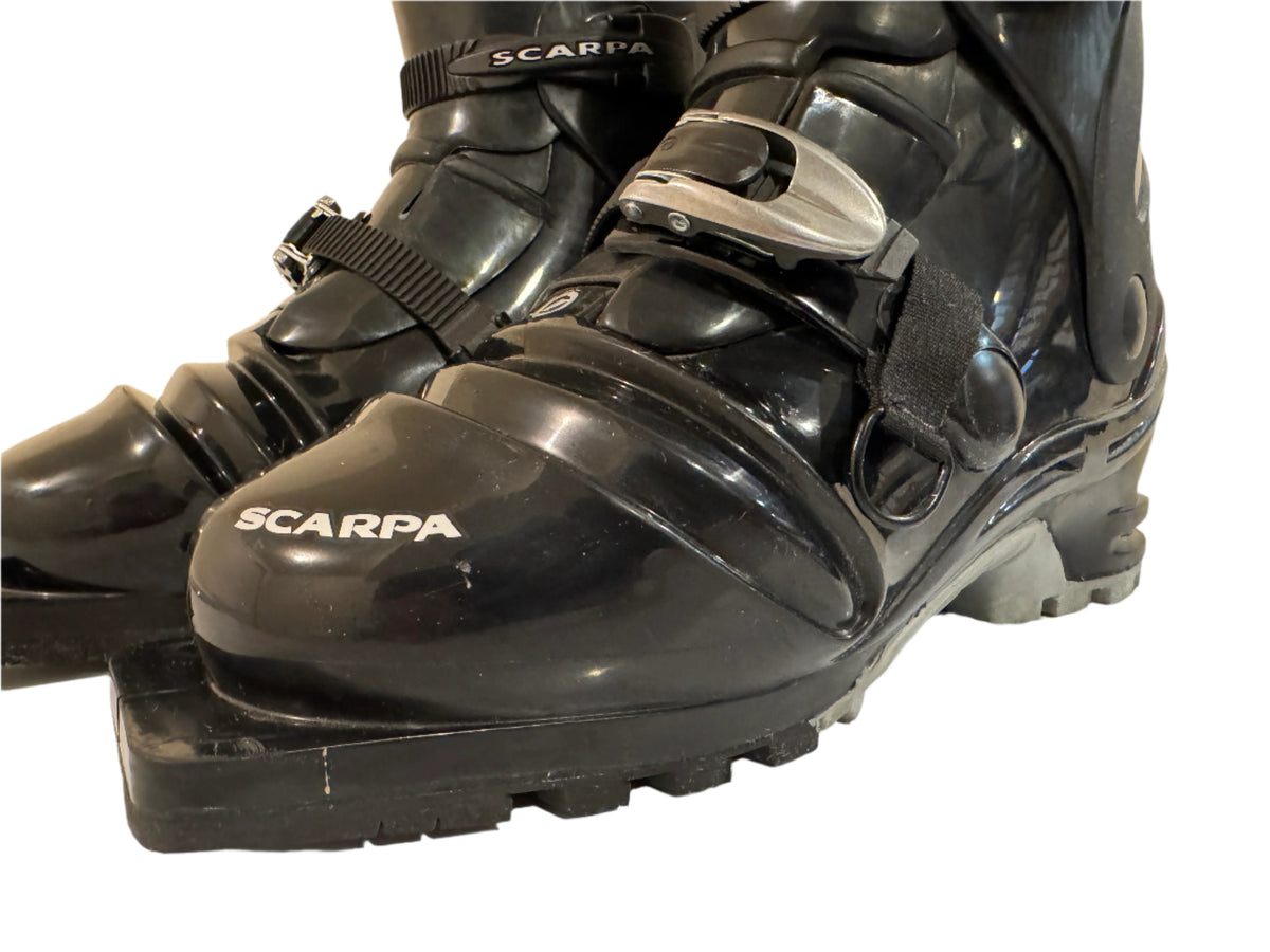 29.5 Scarpa T4 (Used)