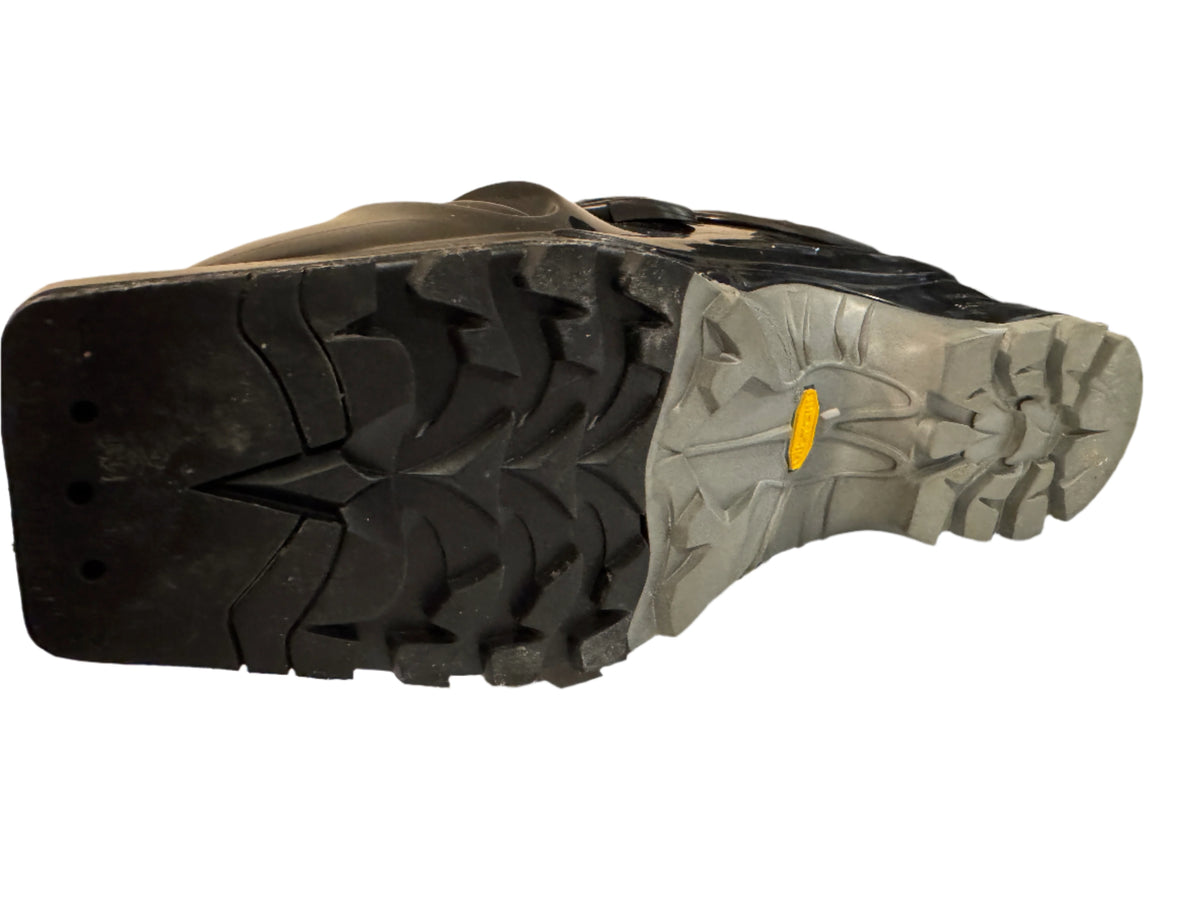 29.5 Scarpa T4 (Used)